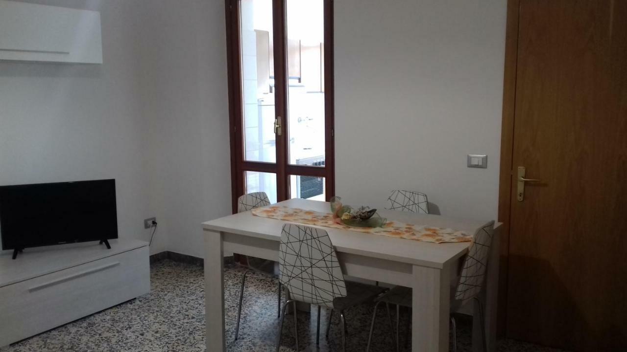 App Sul Lungomare Apartment San Benedetto del Tronto Luaran gambar